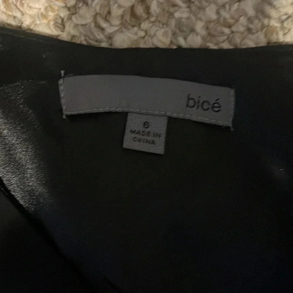 Bicé formal dress - Size 6 - Picture 3 of 4